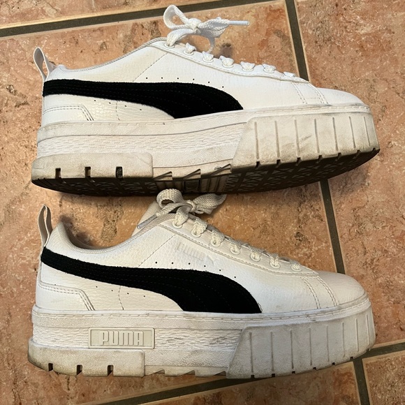 Puma Mayze Sneakers - Picture 3 of 5